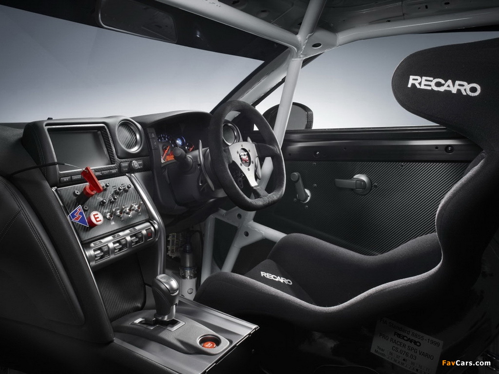 Nismo Nissan GT-R RC (R35) 2011 wallpapers (1024 x 768)