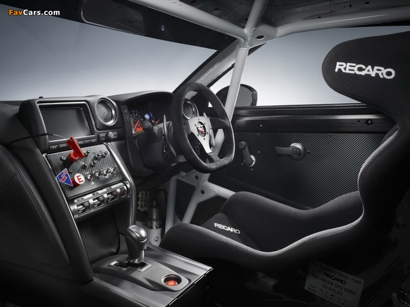 Nismo Nissan GT-R RC (R35) 2011 wallpapers (800 x 600)