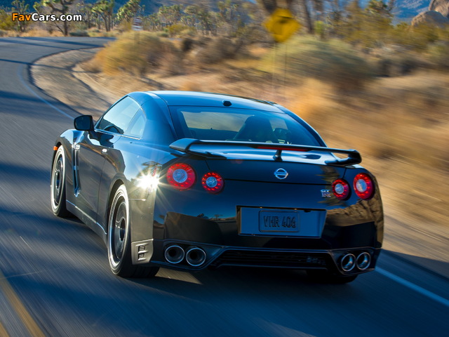 Nissan GT-R Track Edition 2013 photos (640 x 480)