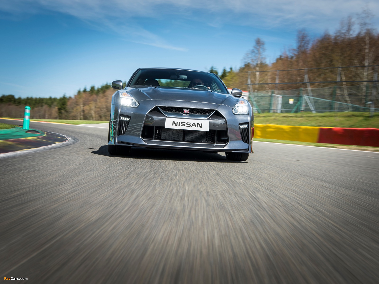 Nissan GT-R (R35) 2016 pictures (1600 x 1200)