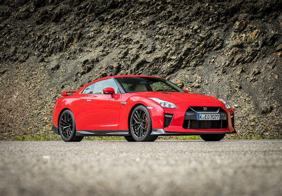 Nissan GT-R (R35) 2016 pictures
