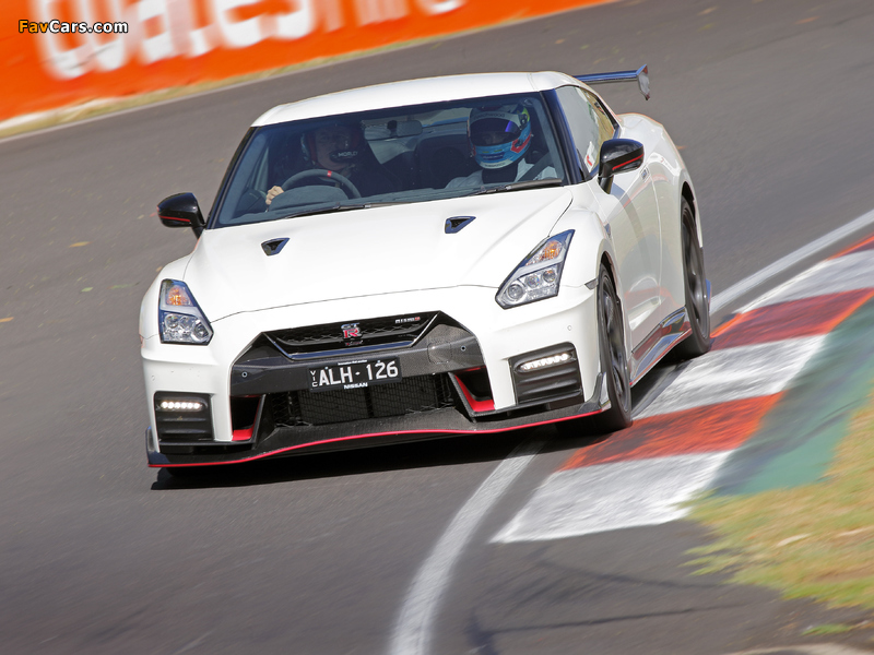 Nissan GT-R Nismo AU-spec (R35) 2017 wallpapers (800 x 600)