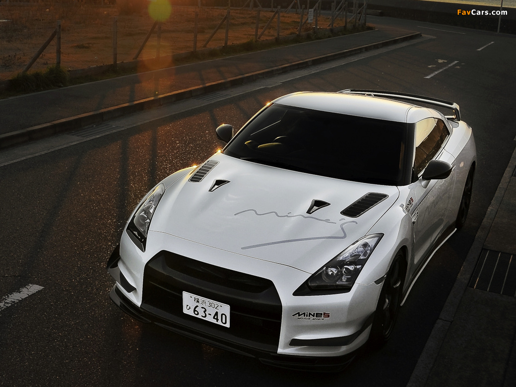 Mines R35 GT-R (R35) 2008–10 images (1024 x 768)