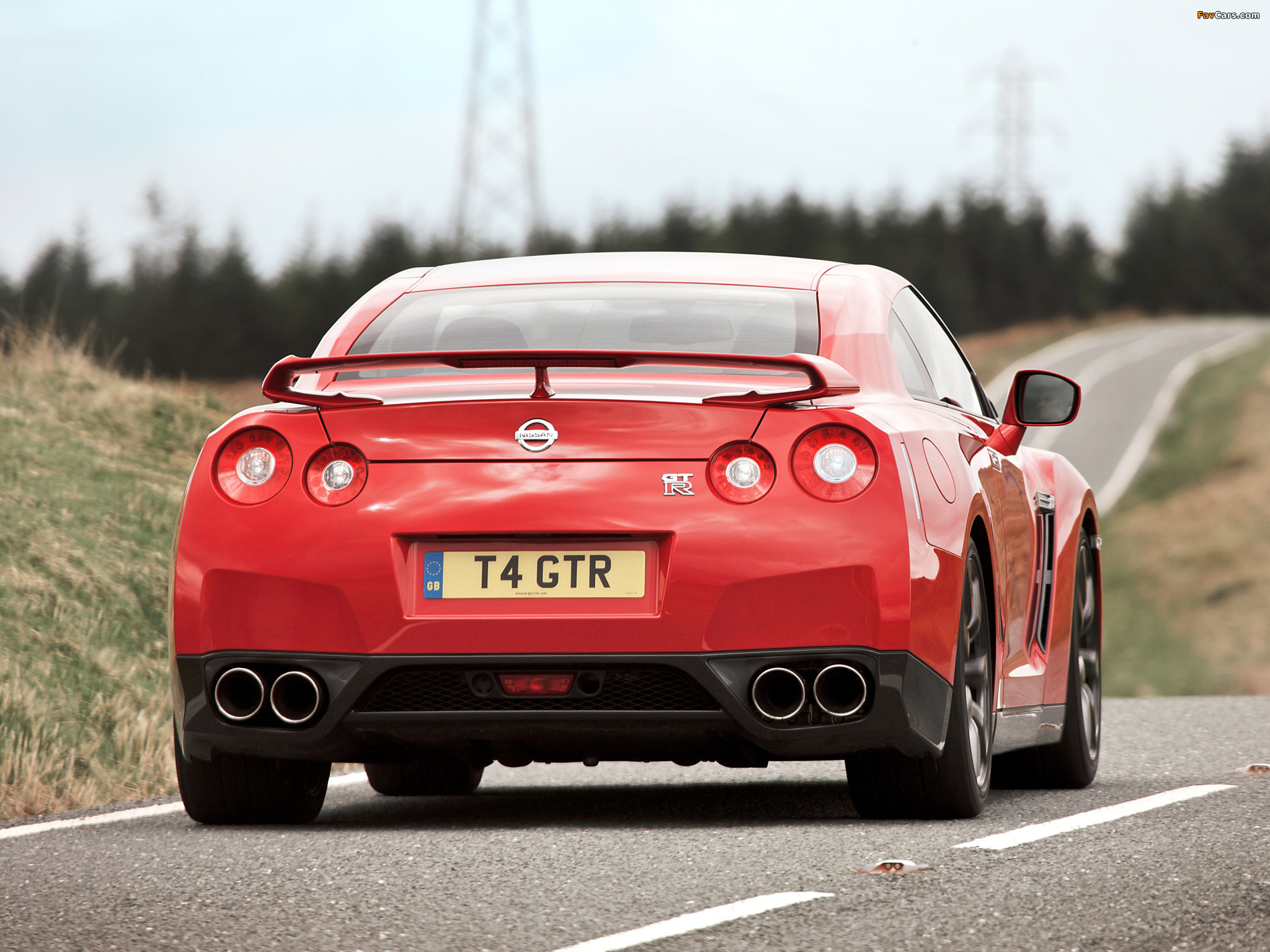 Photos of Nissan GT-R Black Edition UK-spec 2008–10 (2048 x 1536)