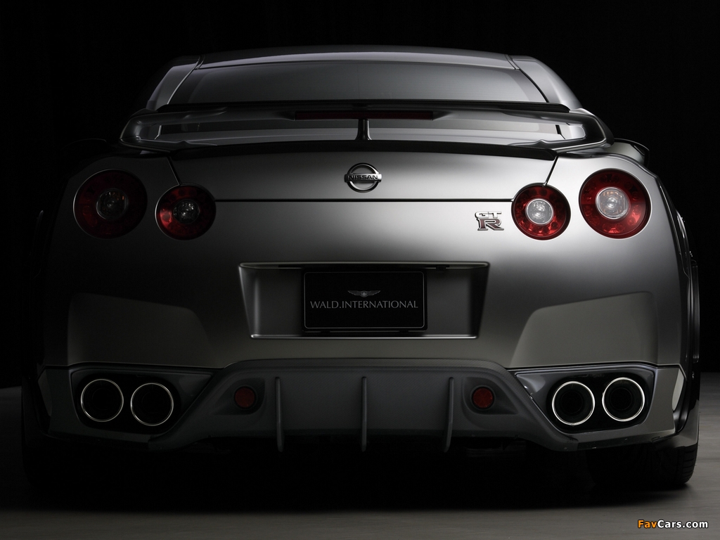 Photos of WALD Nissan GT-R Sports Line (R35) 2008 (1024 x 768)