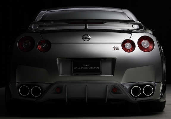 Photos of WALD Nissan GT-R Sports Line (R35) 2008