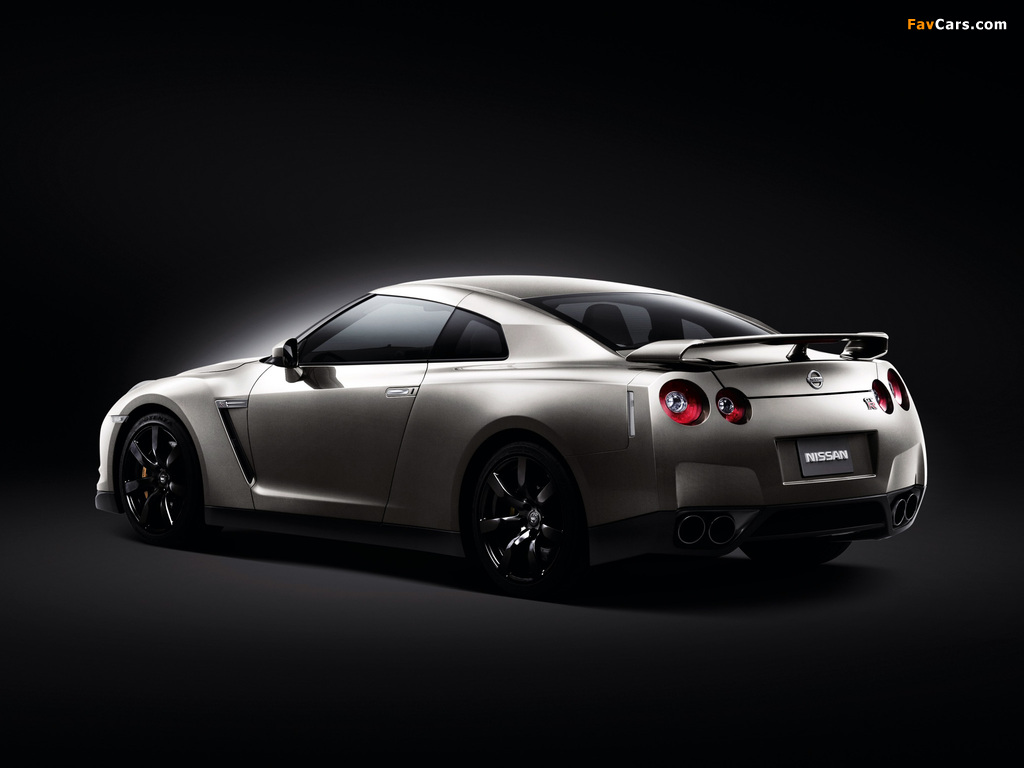 Photos of Nissan GT-R Black Edition JP-spec (R35) 2008–10 (1024 x 768)
