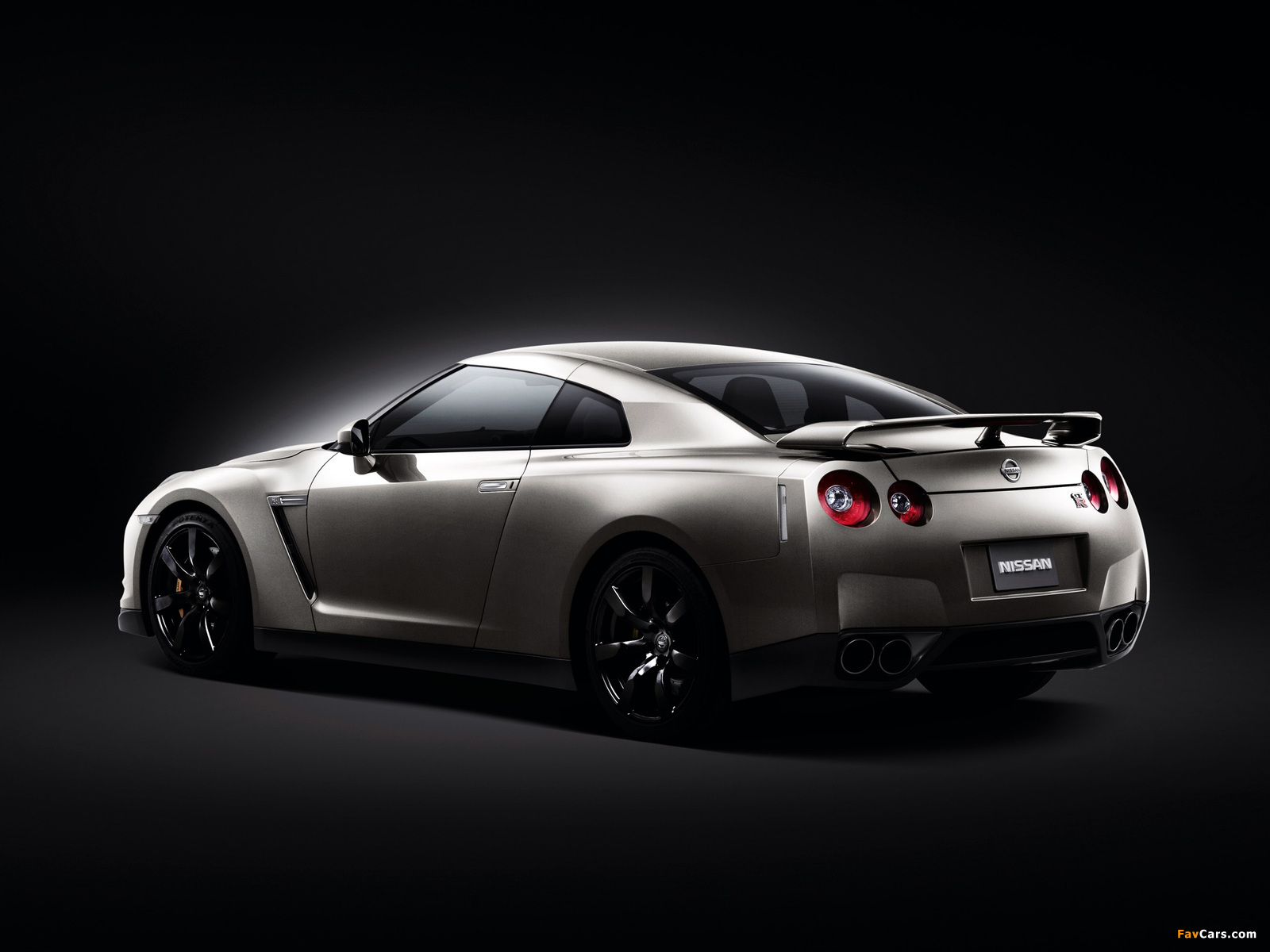 Photos of Nissan GT-R Black Edition JP-spec (R35) 2008–10 (1600 x 1200)