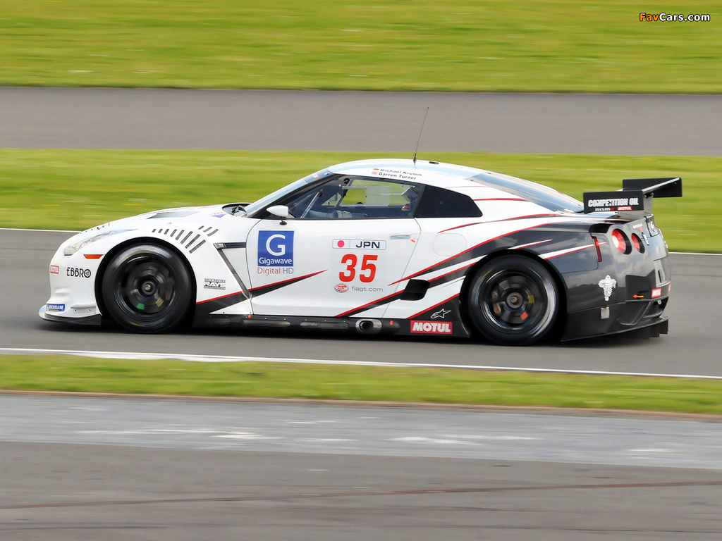 Photos of Nissan GT-R FIA GT1 (R35) 2009 (1024 x 768)