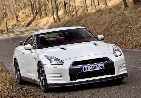 2011 R35 Photos of Nissan GT-R Egoist (R35) 2011