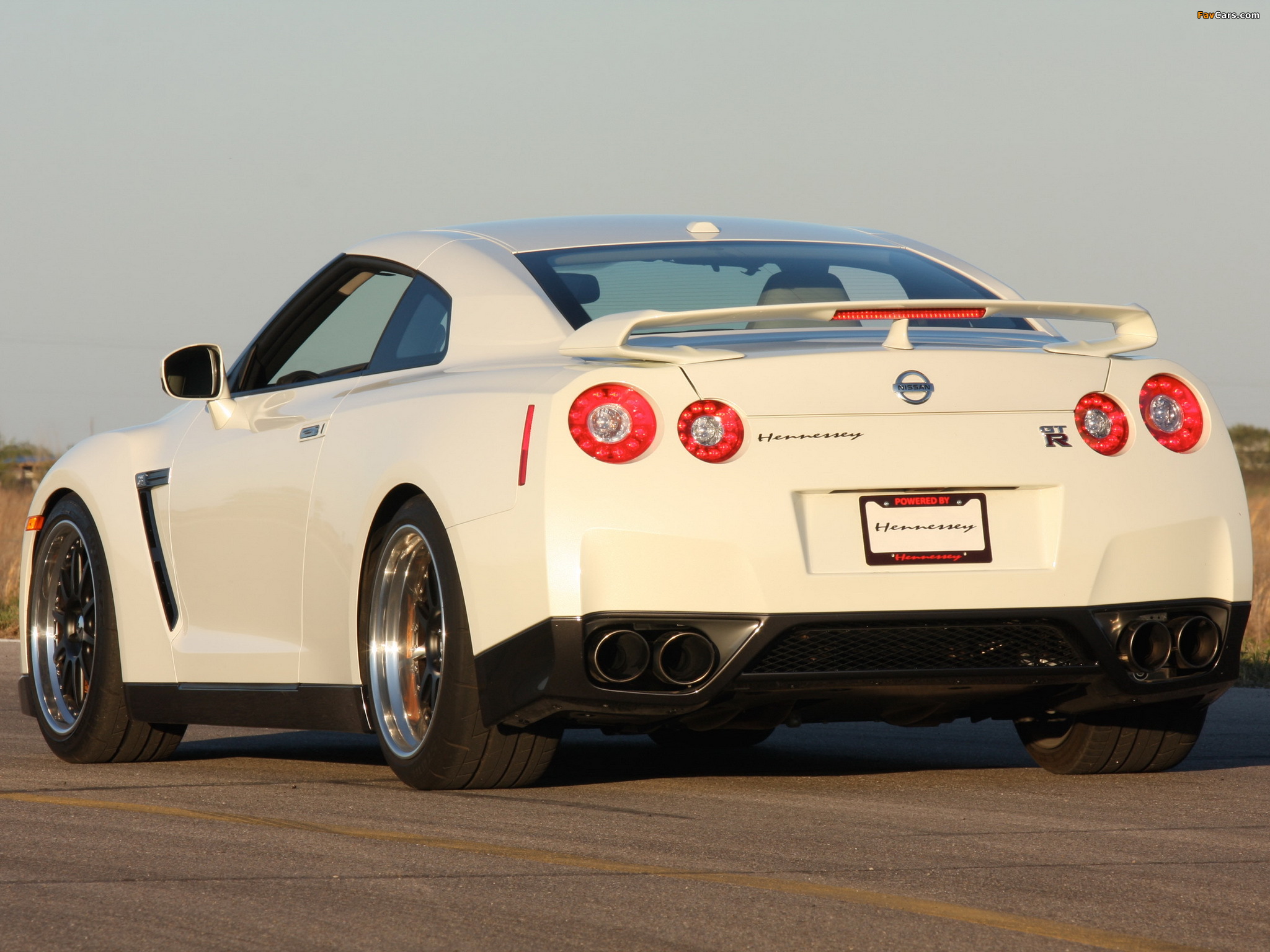 Pictures of Hennessey Nissan GT-R Godzilla 600 (R35) 2008 (2048 x 1536)
