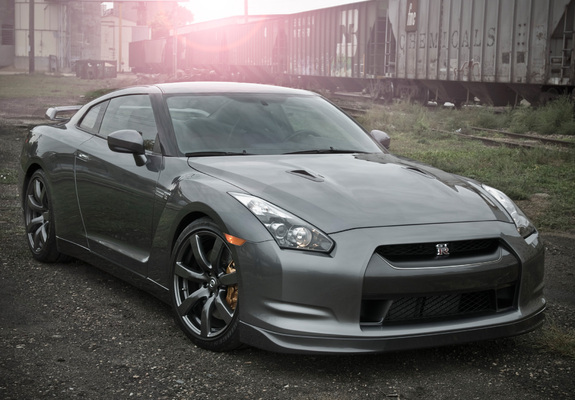 Pictures of Nissan GT-R Black Edition US-spec (R35) 2008–10