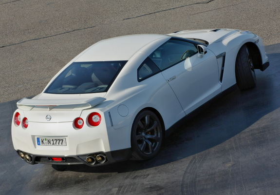 Pictures of Nissan GT-R Black Edition 2008–10