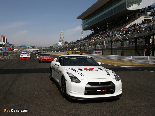 Pictures of Nismo Nissan GT-R Safety Car (R35) 2008 (640 x 480)