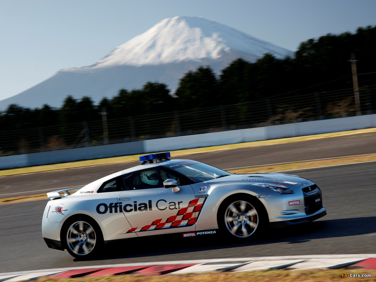 Pictures of Nissan GT-R Safety Car (R35) 2009 (1280 x 960)