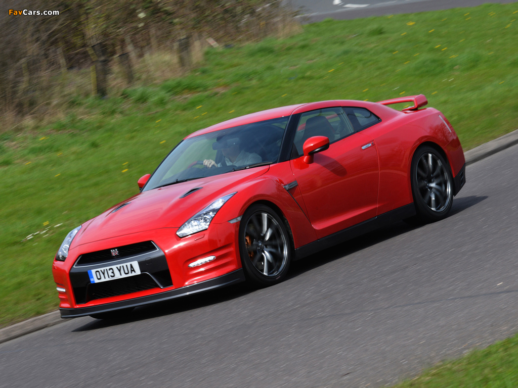 Pictures of Nissan GT-R Black Edition UK-spec (R35) 2010 (1024 x 768)