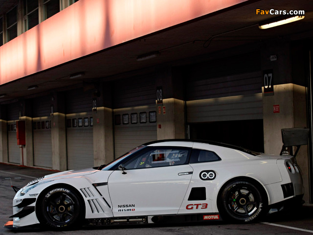 Pictures of Nismo Nissan GT-R GT3 (R35) 2012 (640 x 480)