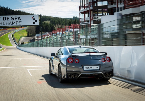 Pictures of Nissan GT-R (R35) 2016
