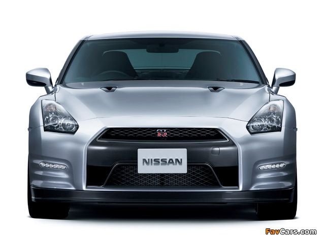 Nissan GT-R JP-spec (R35) 2010 wallpapers (640 x 480)