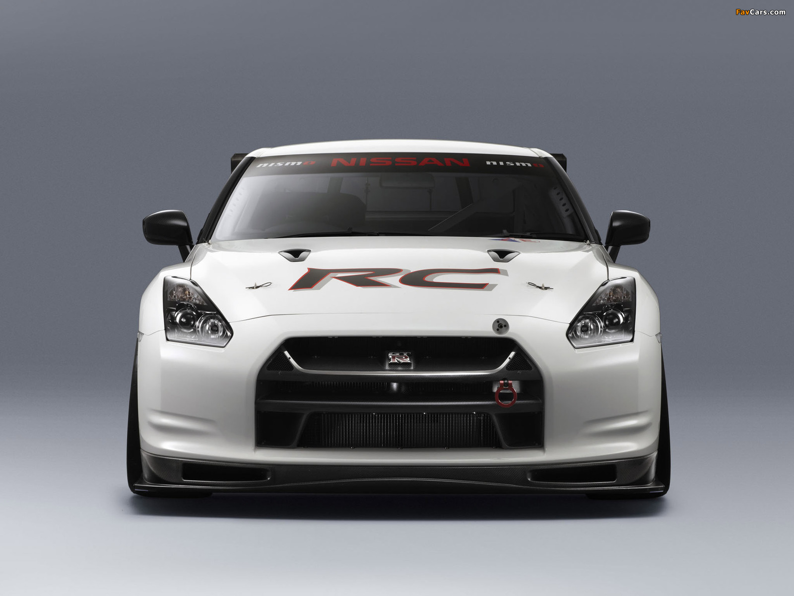 Nismo Nissan GT-R RC (R35) 2011 wallpapers (1600 x 1200)
