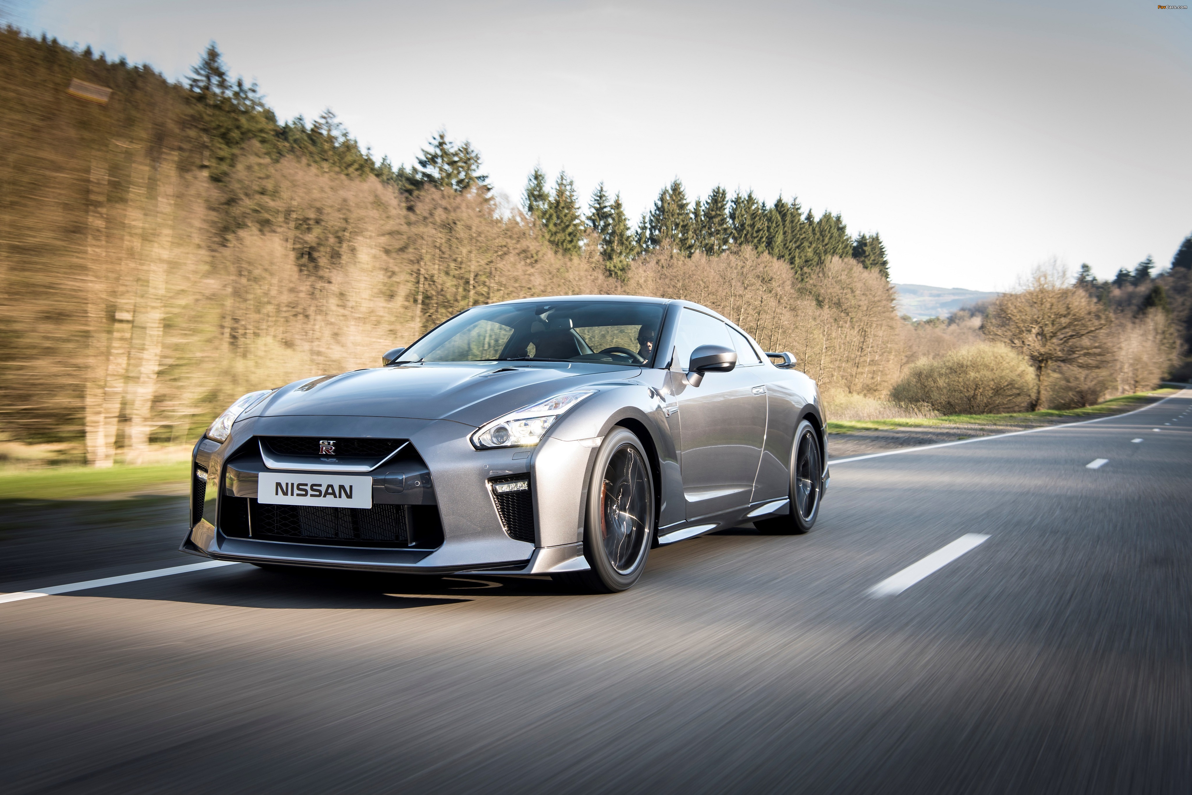 Nissan GT-R (R35) 2016 wallpapers (4096 x 2733)