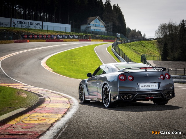 Nissan GT-R (R35) 2016 wallpapers (640 x 480)