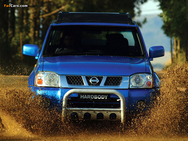Photos of Nissan Hardbody Crew Cab (D22) 2002–08 (800 x 600)