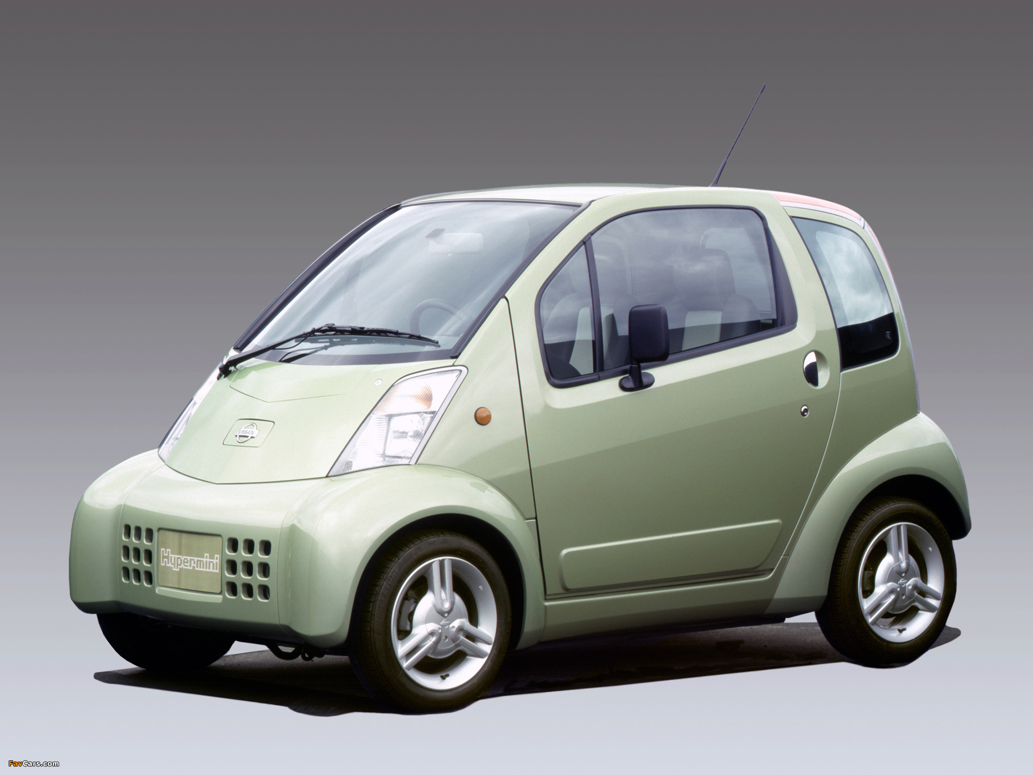 Photos of Nissan Hypermini 1999–2001 (2048 x 1536)