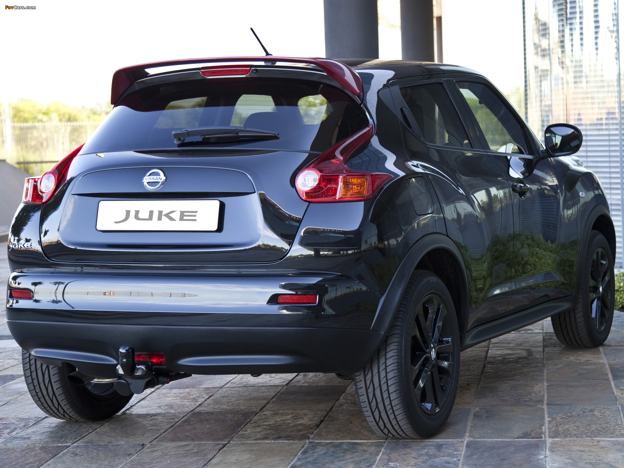 Images of Nissan Juke Midnight Edition ZA-spec (YF15) 2012 (2048 x 1536)