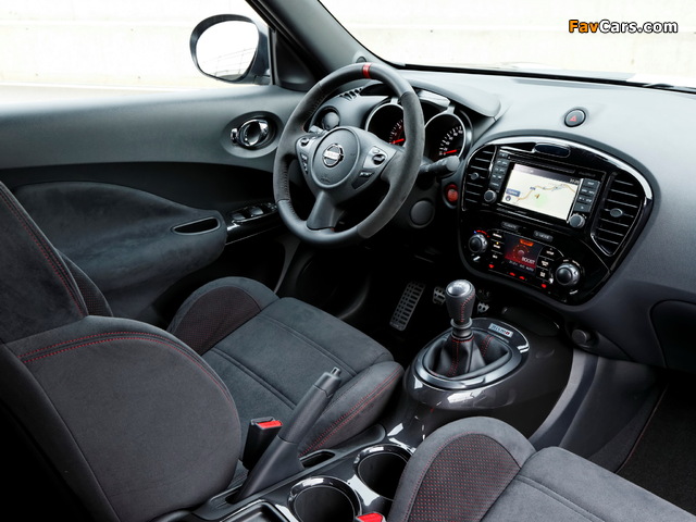 Images of Nissan Juke Nismo (YF15) 2013 (640 x 480)