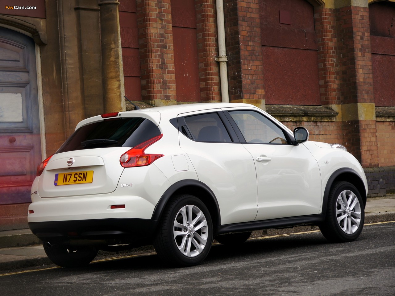 Nissan Juke UK-spec (YF15) 2010 photos (1280 x 960)