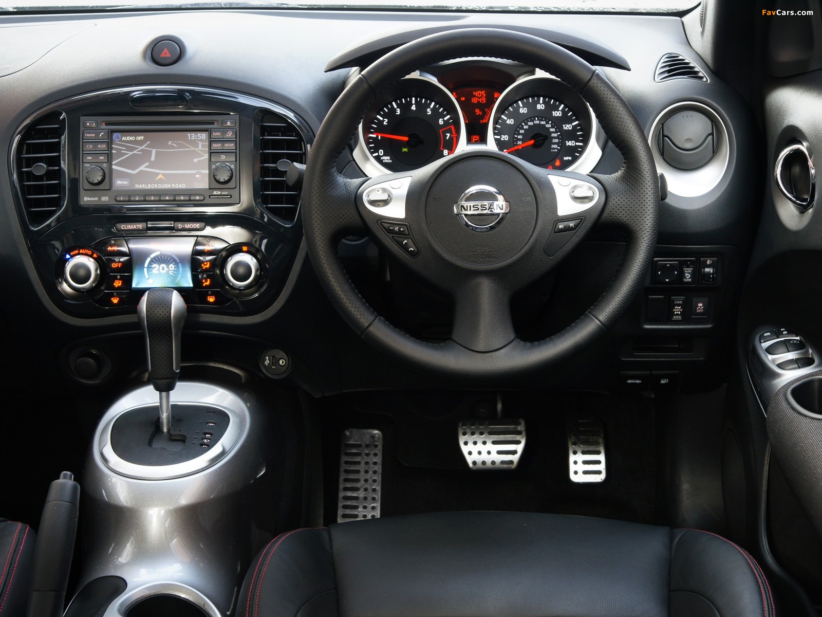 Nissan Juke UK-spec (YF15) 2010 photos (1600 x 1200)