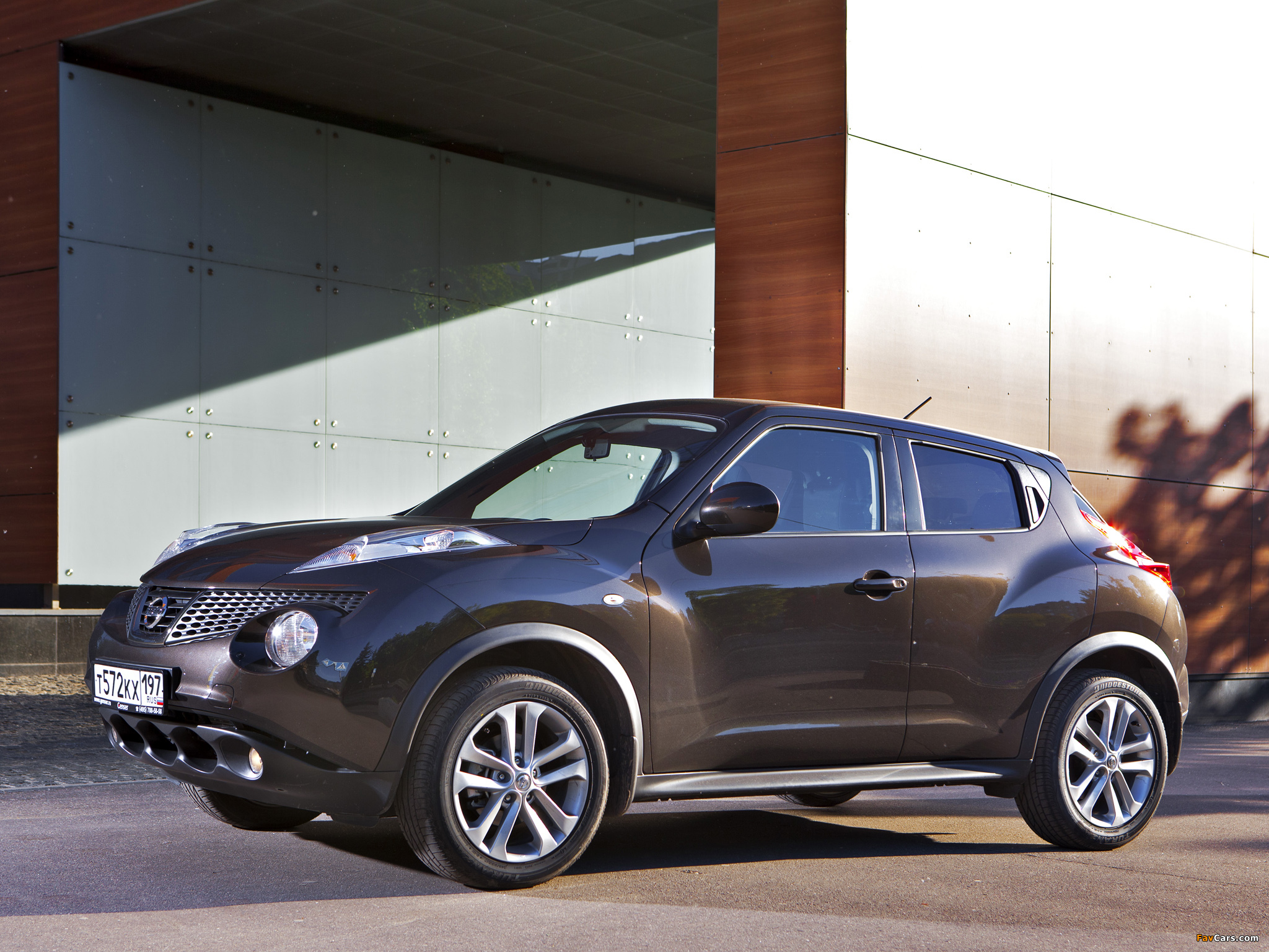 Nissan Juke (YF15) 2010 wallpapers (2048 x 1536)