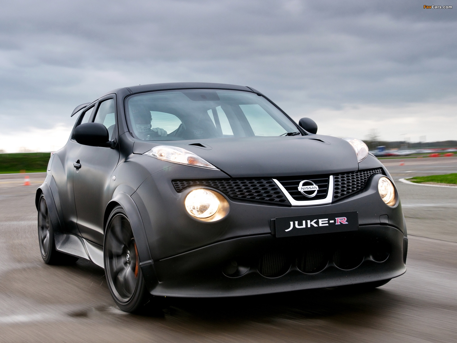 Nissan Juke-R Prototype (YF15) 2011 wallpapers (1600 x 1200)