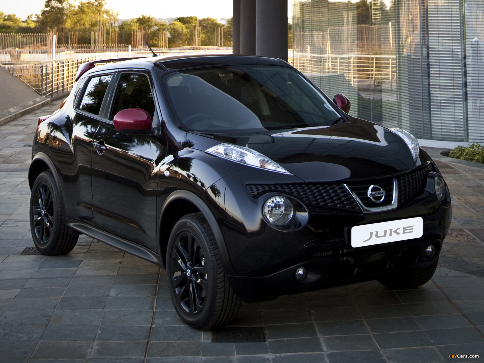 Nissan Juke Midnight Edition ZA-spec (YF15) 2012 wallpapers (1600 x 1200)