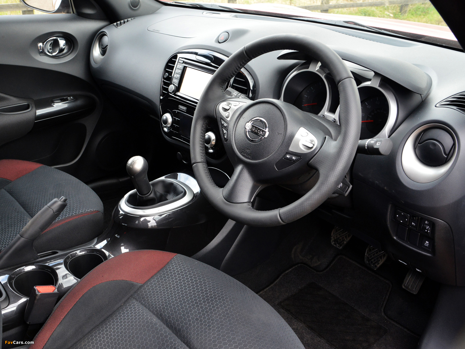 Nissan Juke N-Tec UK-spec (YF15) 2013 wallpapers (1600 x 1200)