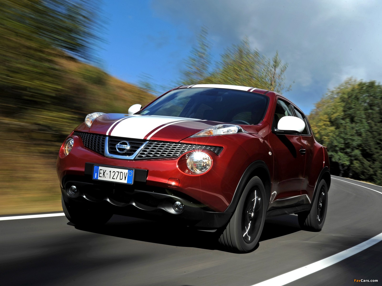 Photos of Nissan Juke 190 HP Limited Edition (YF15) 2011 (1600 x 1200)