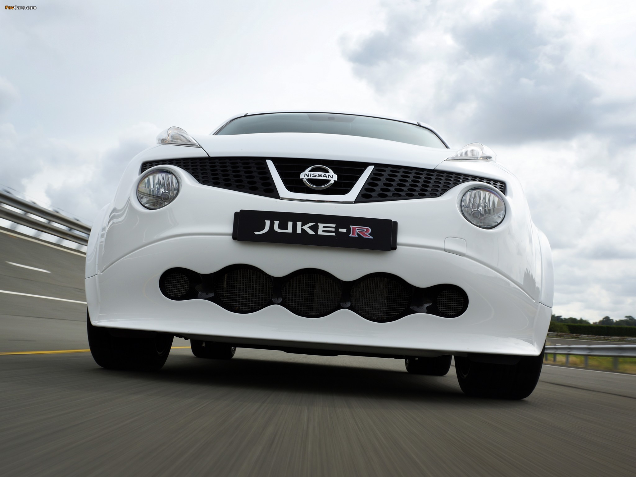 Photos of Nissan Juke-R (YF15) 2012 (2048 x 1536)