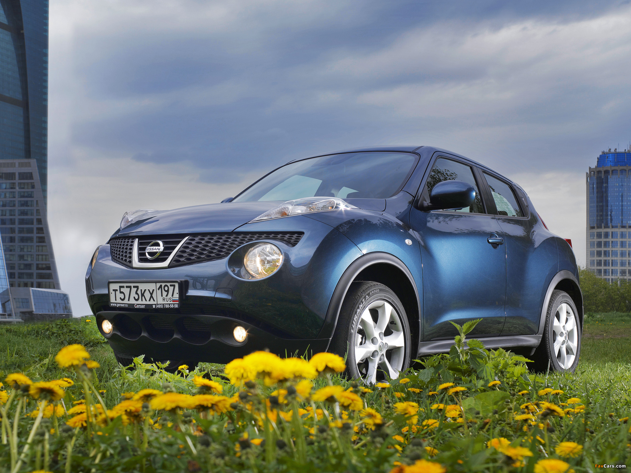 Nissan Juke (YF15) 2010 wallpapers (2048 x 1536)