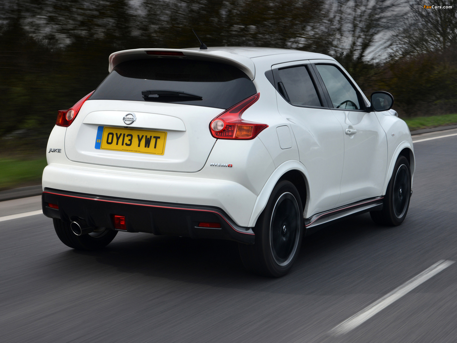 Nissan Juke Nismo UK-spec (YF15) 2013 wallpapers (1600 x 1200)