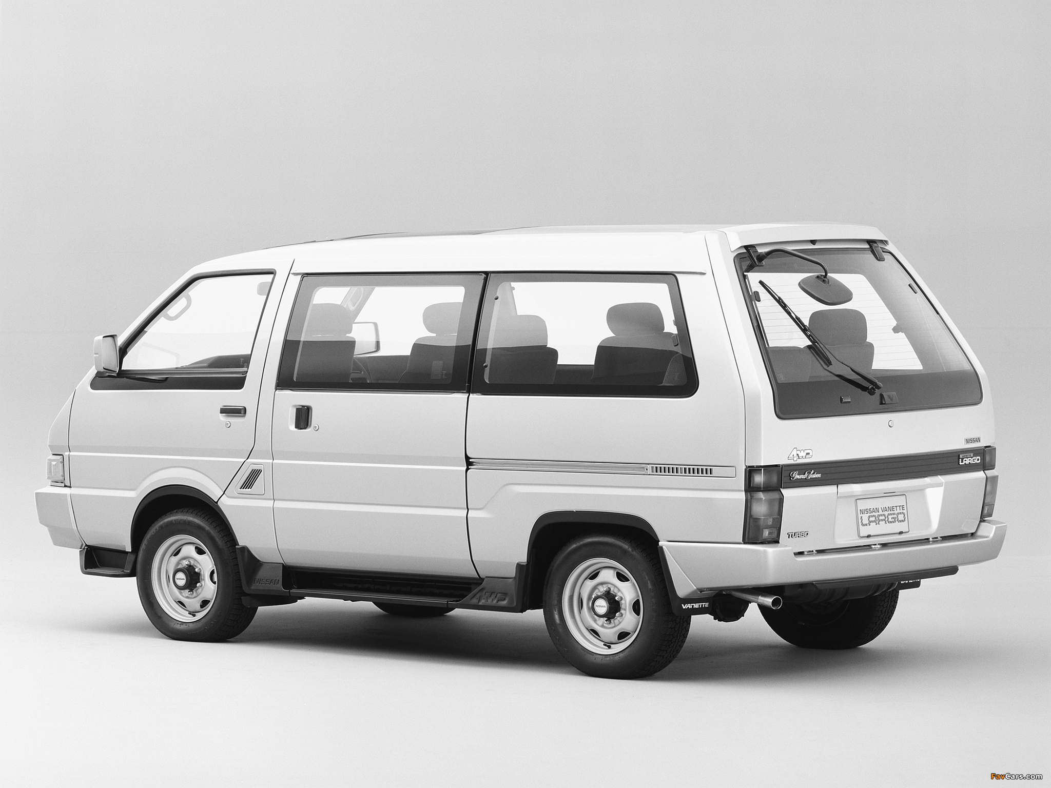 Images of Nissan Vanette Largo Coach (GC22) 1986–93 (2048 x 1536)