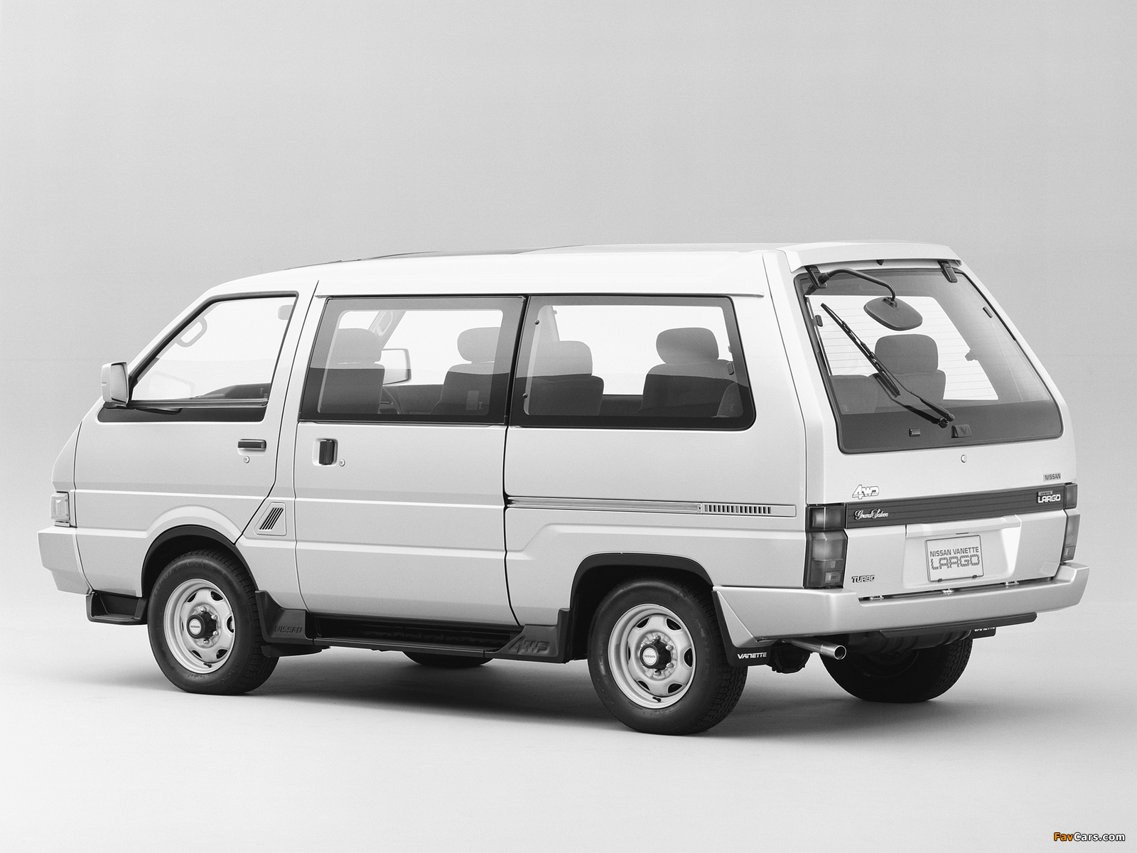 Images of Nissan Vanette Largo Coach (GC22) 1986–93 (1600 x 1200)