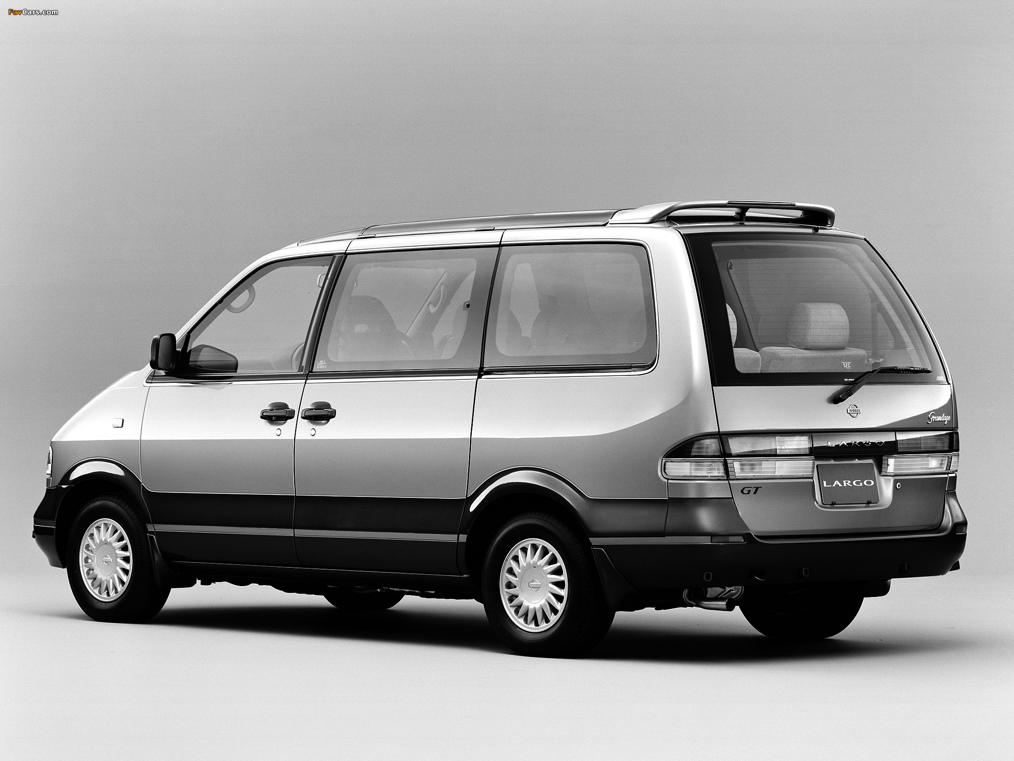 Nissan Largo (W30) 1993–99 images (2048 x 1536)