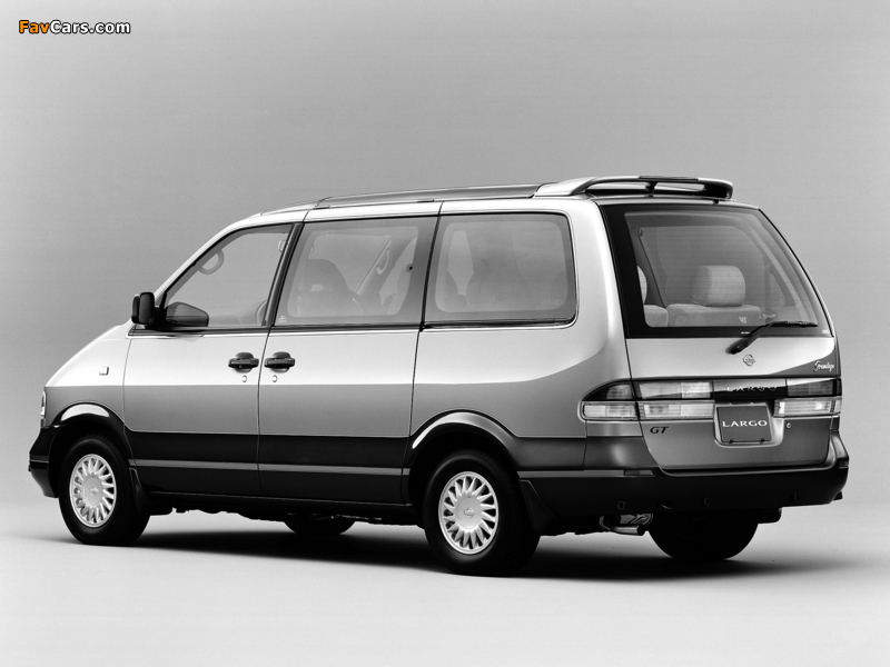 Nissan Largo (W30) 1993–99 images (800 x 600)