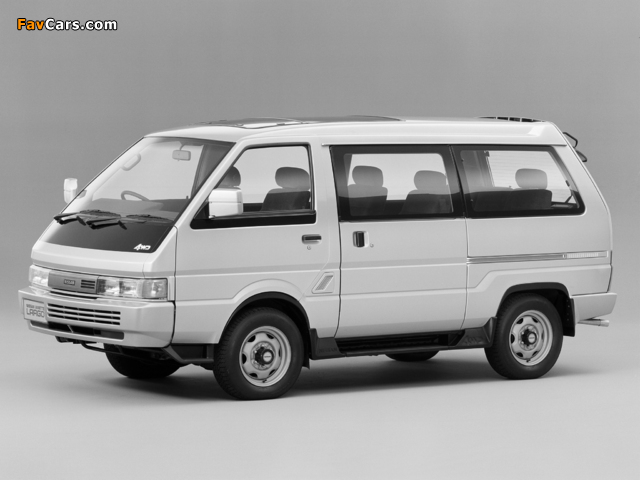 Nissan Vanette Largo Coach (GC22) 1986–93 wallpapers (640 x 480)