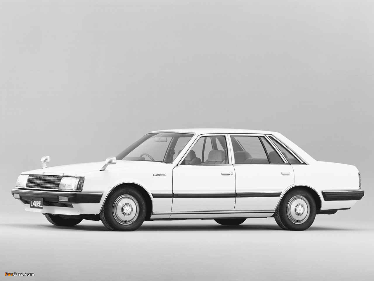 Nissan Laurel Sedan (C31) 1980–82 photos (1280 x 960)