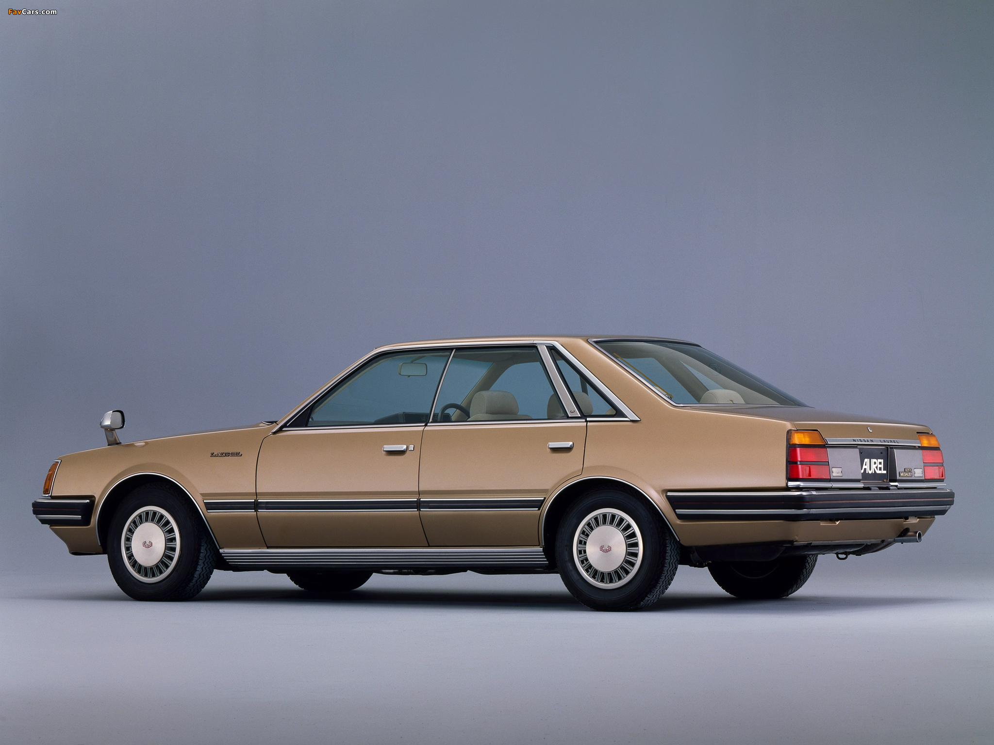 Nissan Laurel Hardtop (C31) 1980–82 pictures (2048 x 1536)