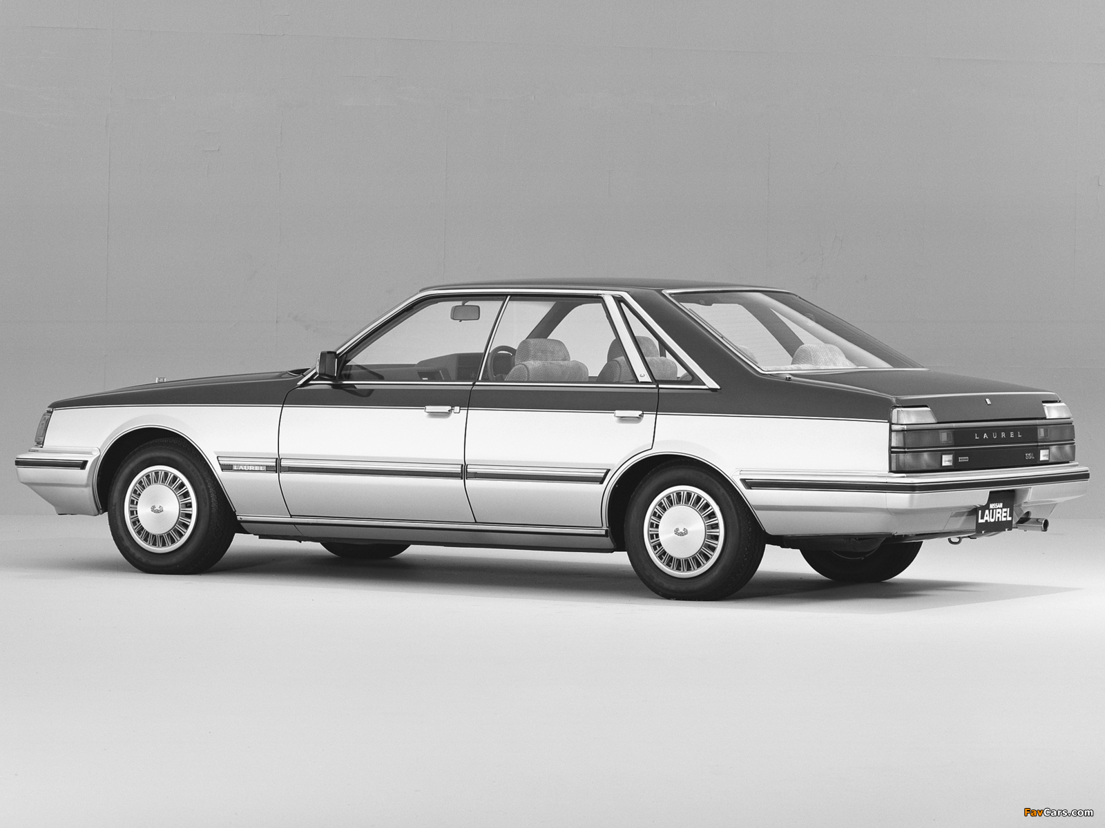 Nissan Laurel Hardtop (C31) 1982–84 photos (1600 x 1200)