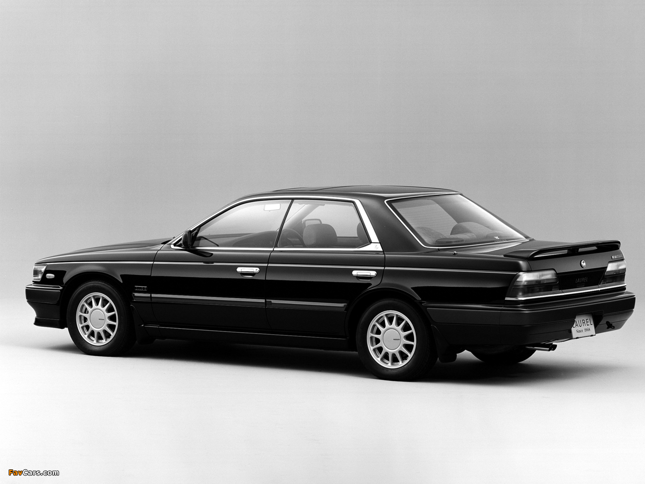 Nissan Laurel (C33) 1989–93 images (1280 x 960)