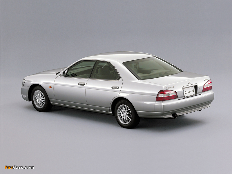 Nissan Laurel (C35) 1999–2002 pictures (800 x 600)